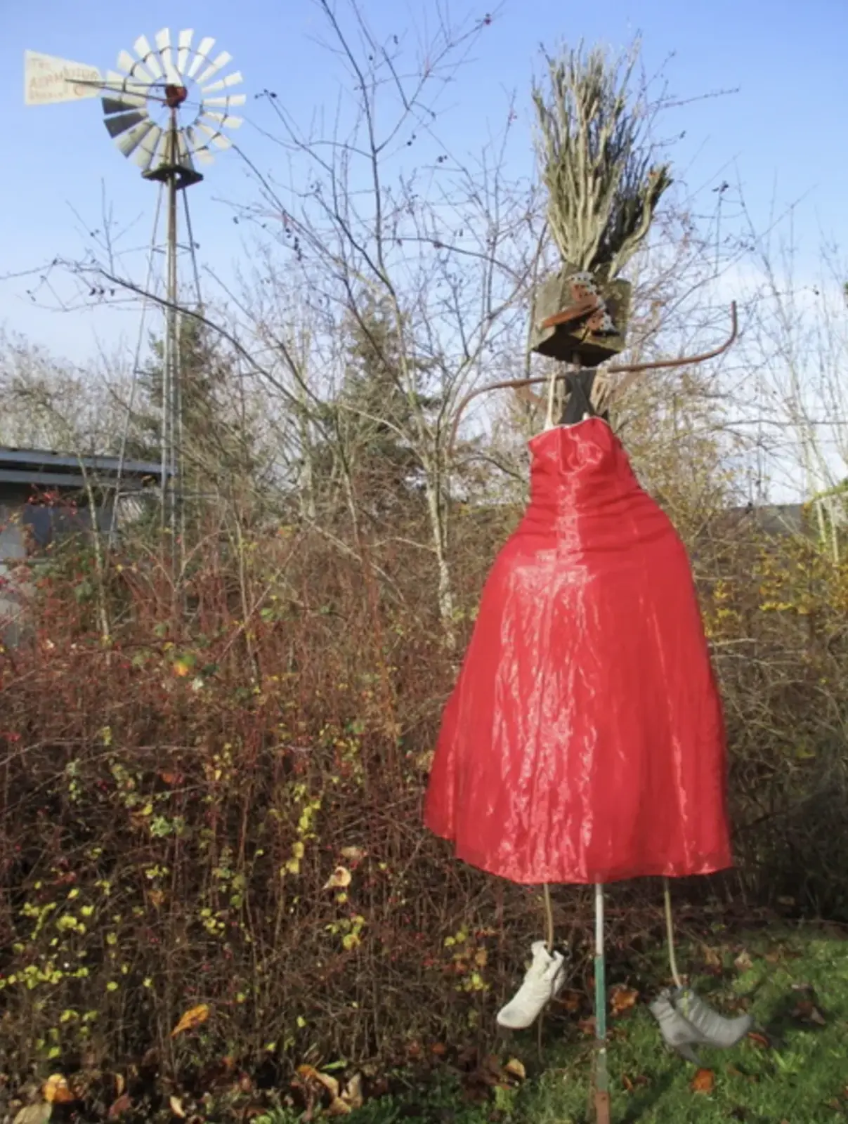 Winter Scarecrow at Bradner